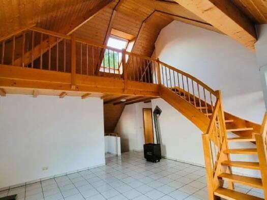 Maisonette zur Miete 1.200 € 4,8 Zimmer 100 m² 3. Geschoss frei ab 02.03.2026 Gurtweilerstrasse 13 Waldshut Waldshut-Tiengen 79761