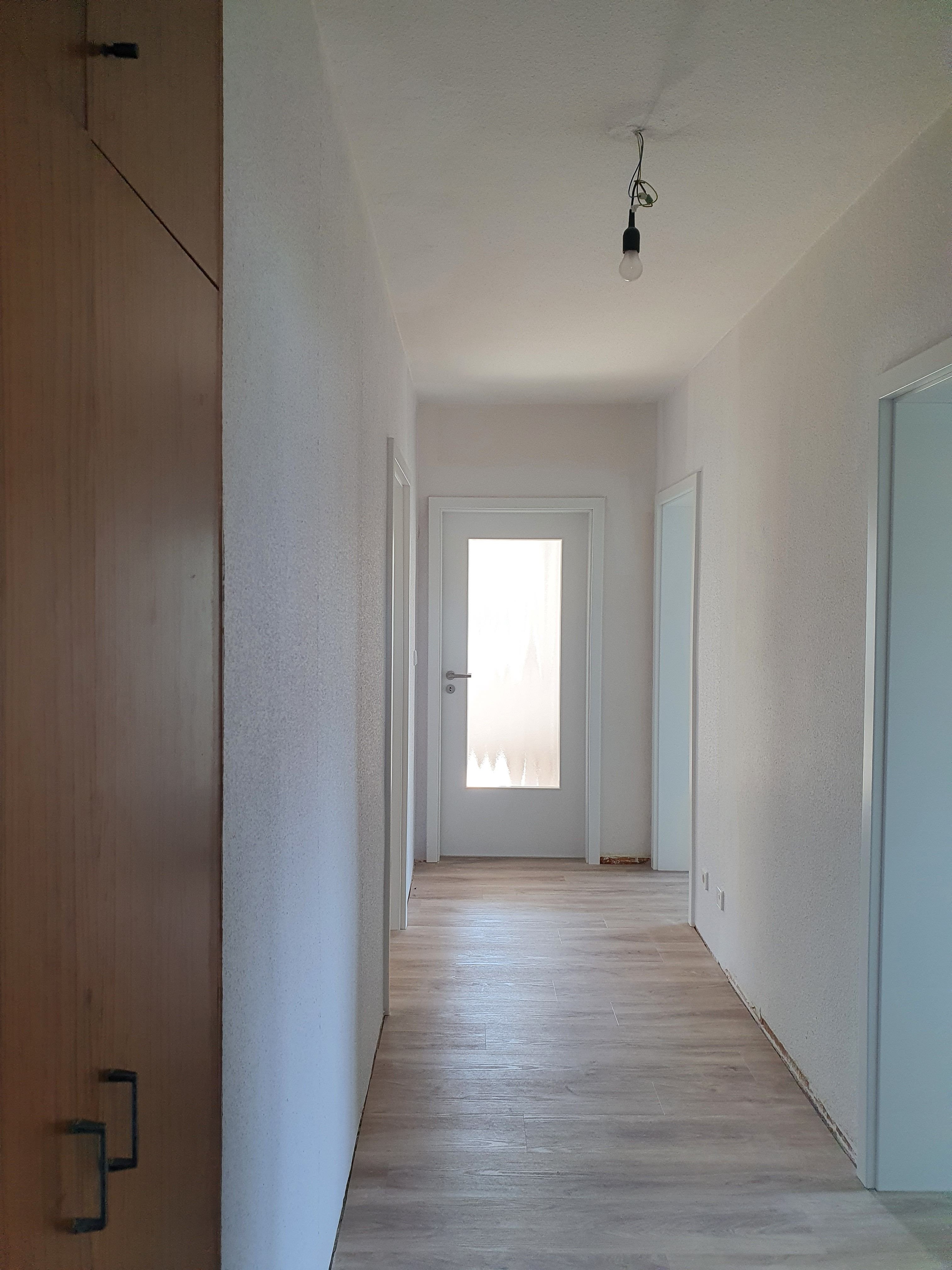 Wohnung zur Miete 1.000 € 3,5 Zimmer 102 m²<br/>Wohnfläche 1.<br/>Geschoss ab sofort<br/>Verfügbarkeit Malsch Malsch 76316