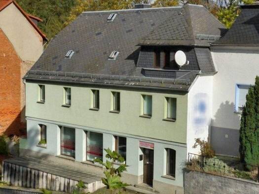 Mehrfamilienhaus zum Kauf provisionsfrei 75.000 € 5 Zimmer 125 m² 775 m² Grundstück Glauchau 08371