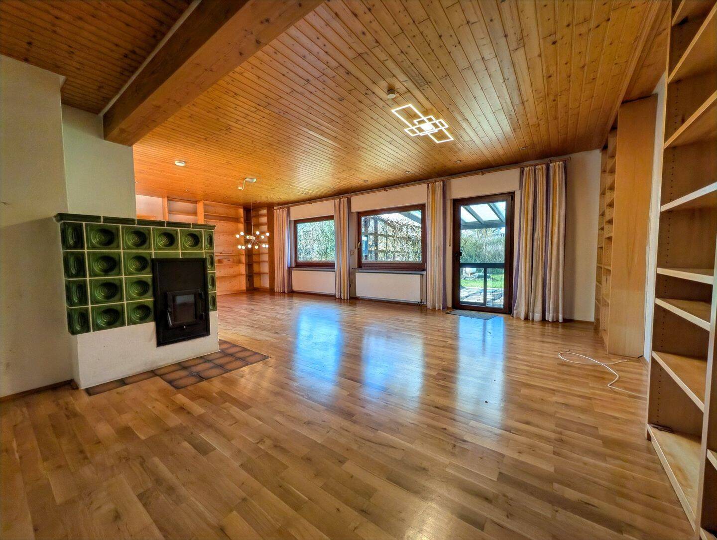 Immobilie in Korbach - Traumhaftes Familienidyll, großzügiges Wohnhaus in Korbach-Lelbach - Bild 3