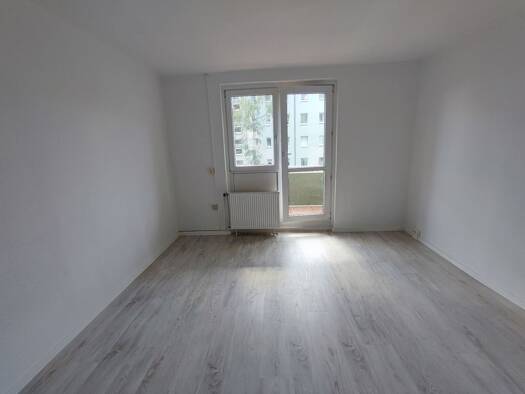 Wohnung zur Miete 370 € 3 Zimmer 58,7 m² 1. Geschoss Albert-Keller-Straße 16 Merseburg 06217