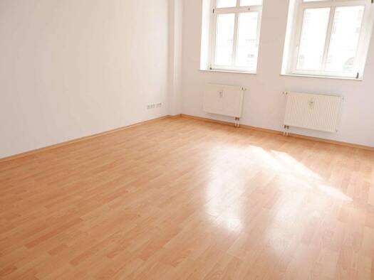Wohnung zur Miete 330 € 3 Zimmer 58 m² frei ab 01.06.2026 Klarastraße 42 Hilbersdorf Chemnitz 09131
