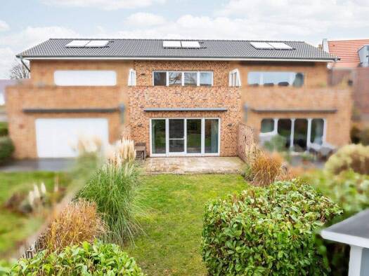 Reihenmittelhaus zum Kauf 585.000 € 3 Zimmer 114 m² 200 m² Grundstück frei ab sofort Dünenweg 2 Grömitz 23743