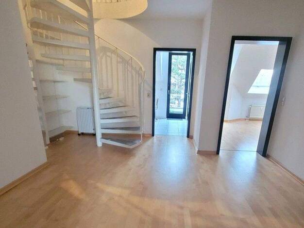Penthouse zur Miete 1.410 € 3,5 Zimmer 102 m² 4. Geschoss frei ab 01.01.2026 Zentrum Bonn 53111