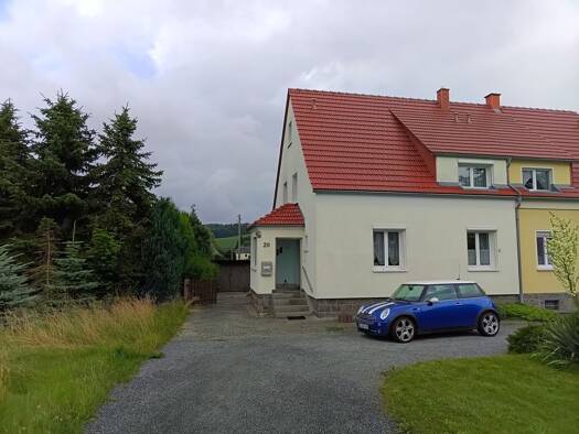 Doppelhaushälfte zum Kauf provisionsfrei 149.000 € 3,5 Zimmer 85 m² 917 m² Grundstück Lawalde-Lauba Lawalde 02708