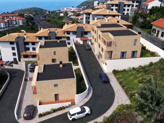Haus zum Kauf 980.000 € 215 m² Grundstück Caniço 9125-162