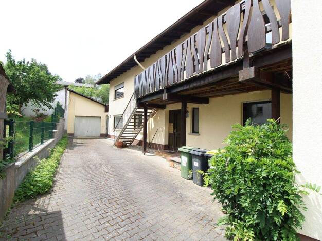 Mehrfamilienhaus zum Kauf als Kapitalanlage geeignet 299.000 € 7 Zimmer 208 m² 560 m² Grundstück Espa Langgöns 35428