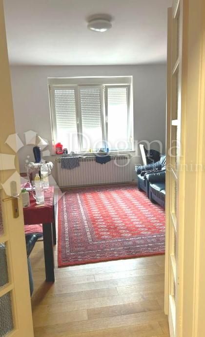 Wohnung zum Kauf 280.000 € 3 Zimmer 79 m²<br/>Wohnfläche 4.<br/>Geschoss Donji grad 10000