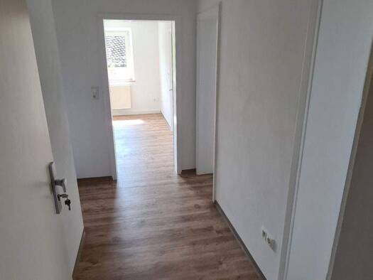 Wohnung zur Miete 319 € 4 Zimmer 63,8 m² 1. Geschoss frei ab 01.03.2026 Adalbert-Stifter-Str. 16 Marktleuthen 95168