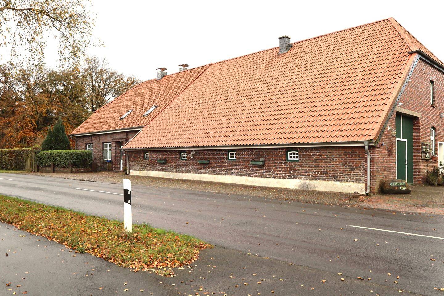 Haus zum Kauf - Ansicht 2