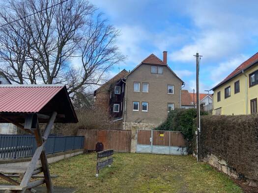 Einfamilienhaus zum Kauf 69.000 € 6 Zimmer 161 m² 387 m² Grundstück frei ab sofort Holzhausen 99334