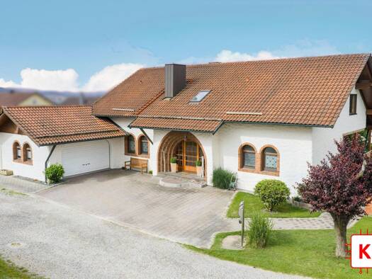 Einfamilienhaus zum Kauf 715.000 € 5 Zimmer 330 m² 1.012 m² Grundstück frei ab sofort Cham 93413