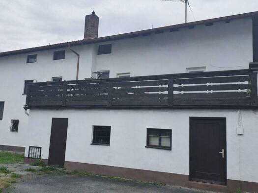 Mehrfamilienhaus zum Kauf 800.000 € 19 Zimmer 325 m² 967 m² Grundstück Staudach Staudach-Egerndach 83224