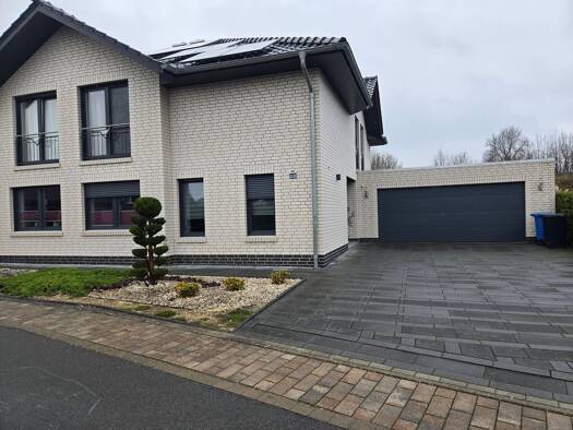 Doppelhaushälfte zur Miete 1.500 € 4,5 Zimmer 132 m² 330 m² Grundstück frei ab sofort Wersen Lotte 49504