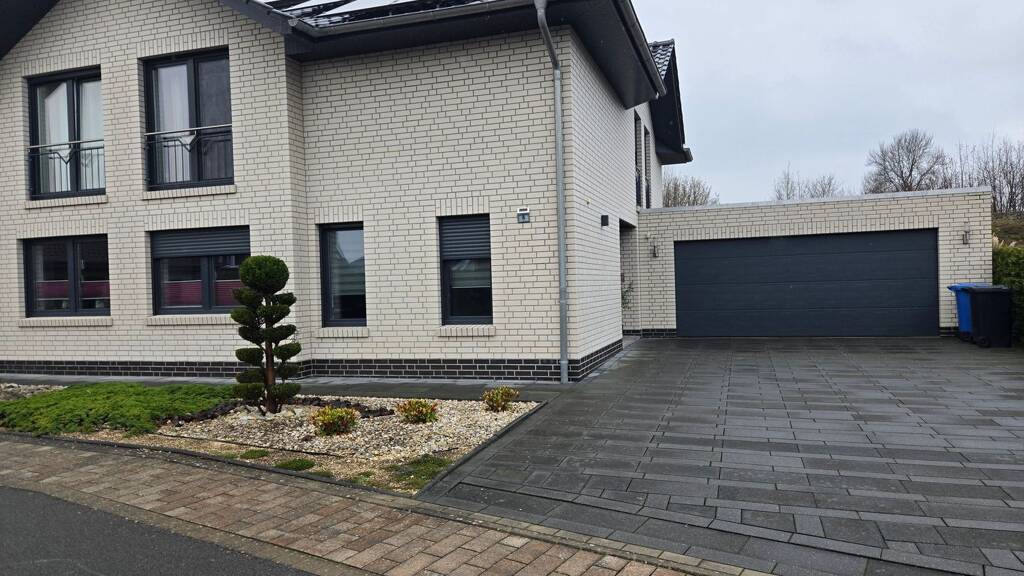 Doppelhaushälfte zur Miete 1.500 € 4,5 Zimmer 132 m² 330 m² Grundstück frei ab sofort Wersen Lotte 49504