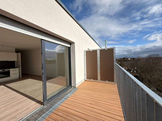 Wohnung zur Miete 1.301 € 2 Zimmer 54,4 m² 5. Geschoss frei ab sofort Schweinau Nürnberg 90441