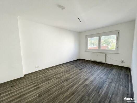 Wohnung zum Kauf 66.000 € 2 Zimmer 37,8 m² EG Klein St. Paul 9373