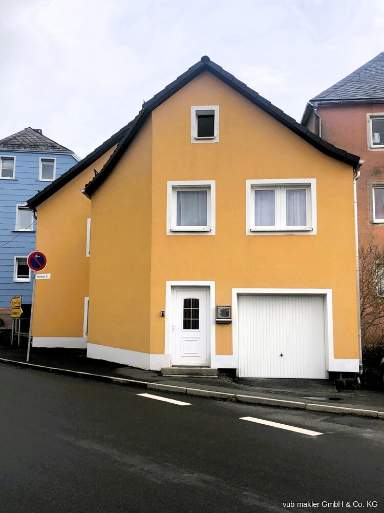 Einfamilienhaus zum Kauf 139.000 € 4 Zimmer 140 m²<br/>Wohnfläche 167 m²<br/>Grundstück Sparneck Sparneck 95234