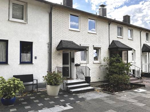 Reihenmittelhaus zum Kauf 240.000 € 4 Zimmer 92 m² 167 m² Grundstück Schonnebeck Essen 45309