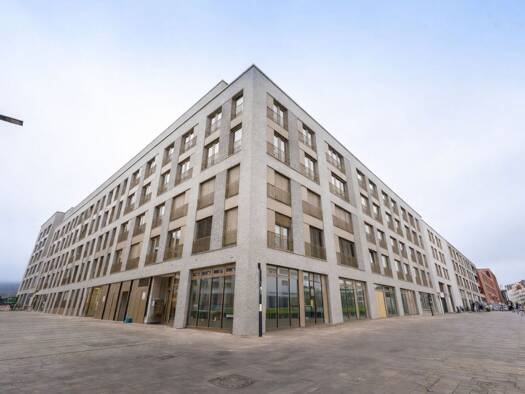 Wohnung zur Miete 1.400 € 1 Zimmer 43 m² Bad Cannstatt Bad Cannstatt 70372