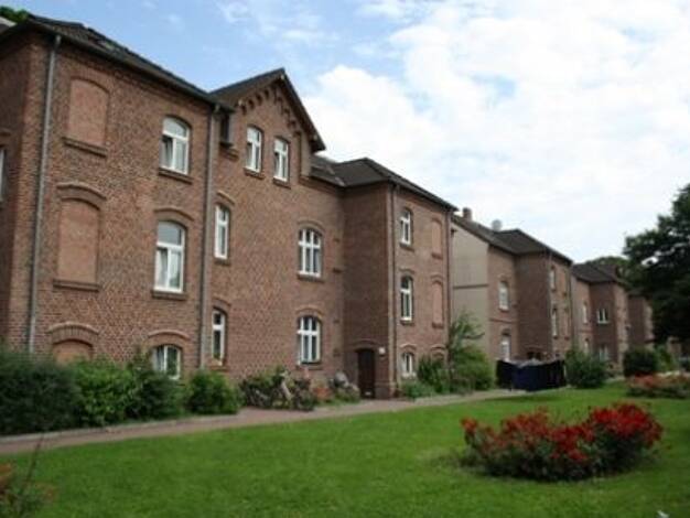 Wohnung zur Miete nur mit Wohnberechtigungsschein 363 € 3,5 Zimmer 64 m² 2. Geschoss frei ab 01.12.2026 Kleiststr. 55 Obermarxloh Hamborn 47166
