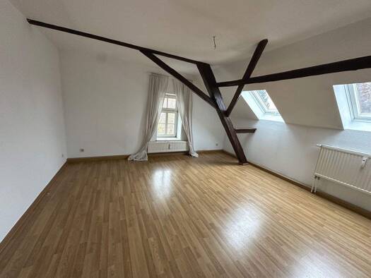 Wohnung zur Miete 375 € 3 Zimmer 63,7 m² 2. Geschoss Chemnitzer Straße 60 Grünhainichen 09579
