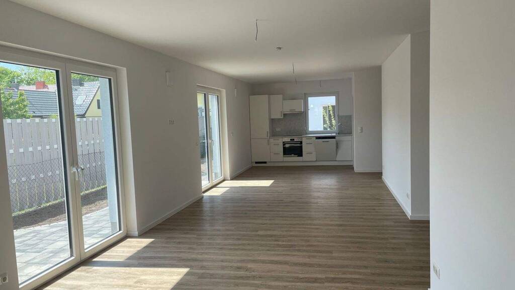 Wohnung zur Miete 1.350 € 2 Zimmer 84 m² Woltersdorfer Landstraße 10 Erkner 15537