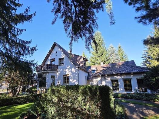 Einfamilienhaus zum Kauf 690.000 € 9 Zimmer 228 m² 3.738 m² Grundstück frei ab 01.06.2026 Alt Ruppin 16827