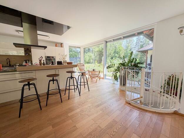 Einfamilienhaus zum Kauf 775.000 € 13 Zimmer 310 m² 4.116 m² Grundstück Coburg Coburg 96450