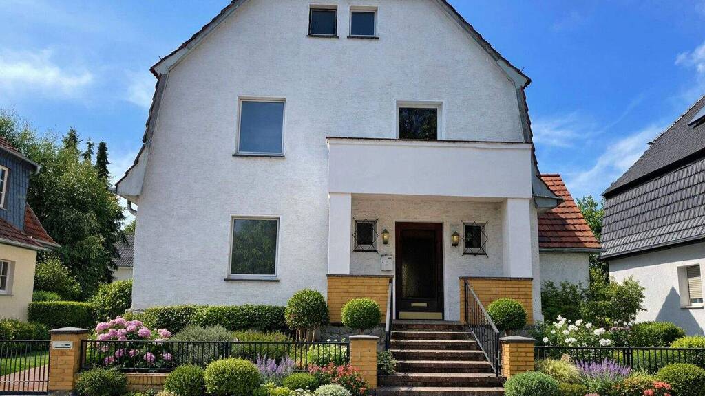 Einfamilienhaus zum Kauf provisionsfrei 289.000 € 4 Zimmer 160 m² 296 m² Grundstück Fritzlar 34560