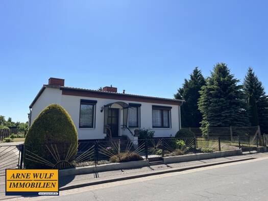 Einfamilienhaus zum Kauf 145.000 € 4 Zimmer 80 m² 1.499 m² Grundstück Groß Niendorf Groß Niendorf 19374