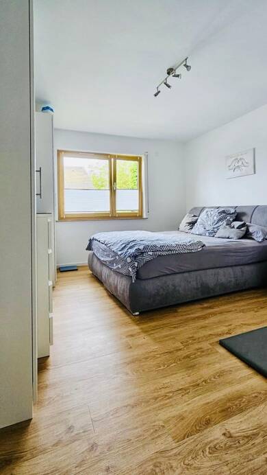 Wohnung zur Miete 1.085 € 4 Zimmer 97 m² Geschoss 1/2 frei ab 01.08.2025 Buttenheim Buttenheim 96155