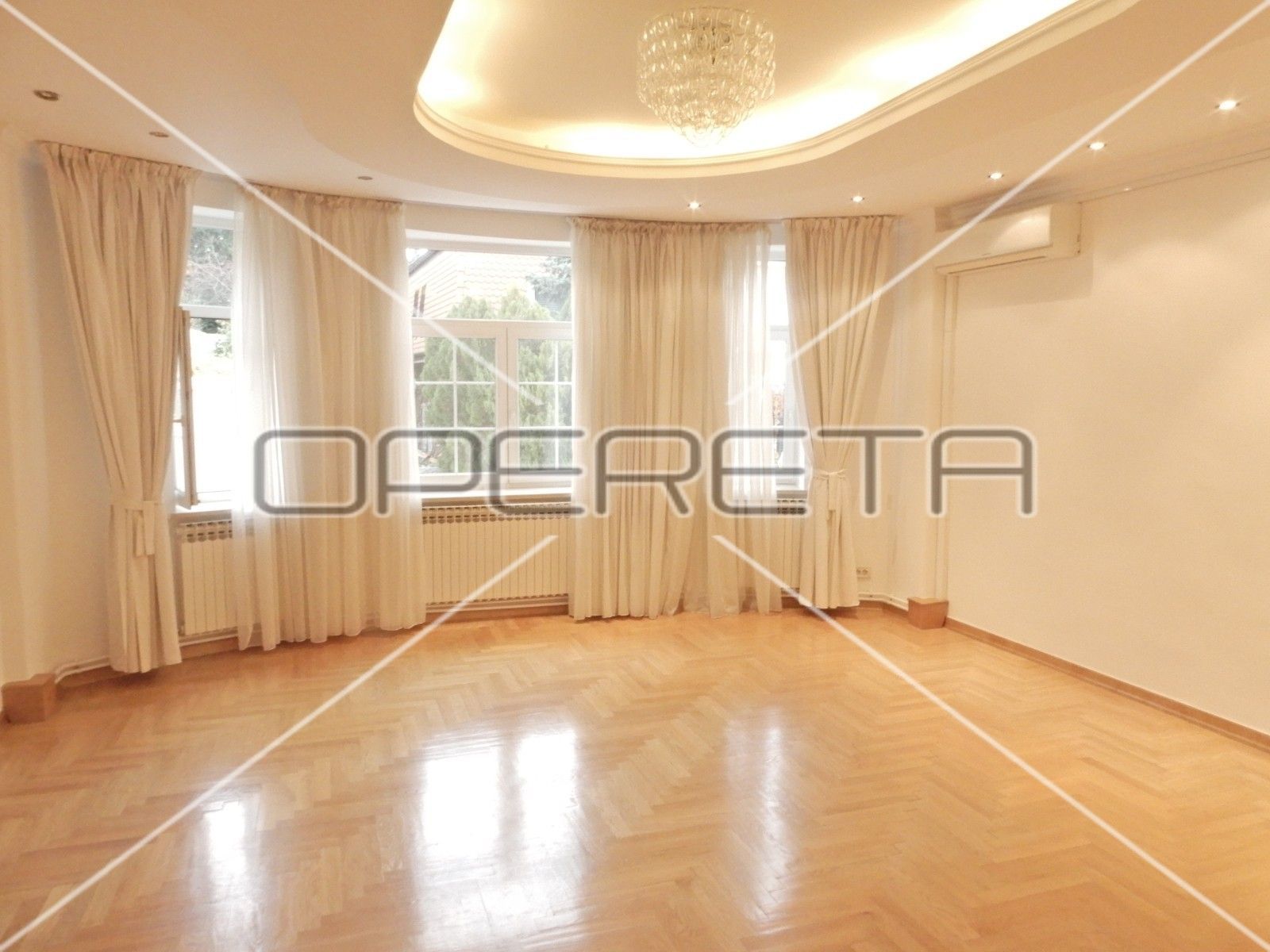 Haus zur Miete 5.000 € 15 Zimmer 500 m²<br/>Wohnfläche 623 m²<br/>Grundstück Dvorniciceva ulica Salata