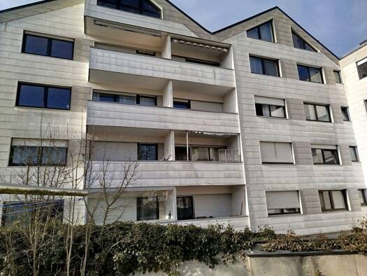 Wohnung zum Kauf 155.000 € 2 Zimmer 59,7 m² EG Piracher Str. 43 Burghausen 84489