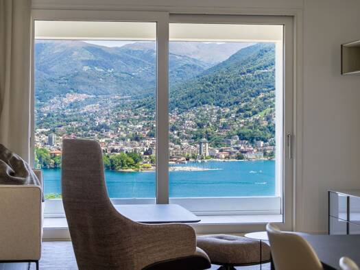 Terrassenwohnung zum Kauf - Erstbezug 1.900.000 € 3,5 Zimmer 135 m² 3 Geschosse frei ab sofort Paradiso 6900