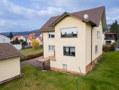 Einfamilienhaus zum Kauf 168.000 € 8 Zimmer 220 m² 667 m² Grundstück frei ab sofort Netra Ringgau 37296