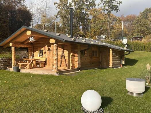 Einfamilienhaus zum Kauf provisionsfrei 82.000 € 1 Zimmer 30 m² 500 m² Grundstück August-Bebel-Straße 8 Rodewisch 08228