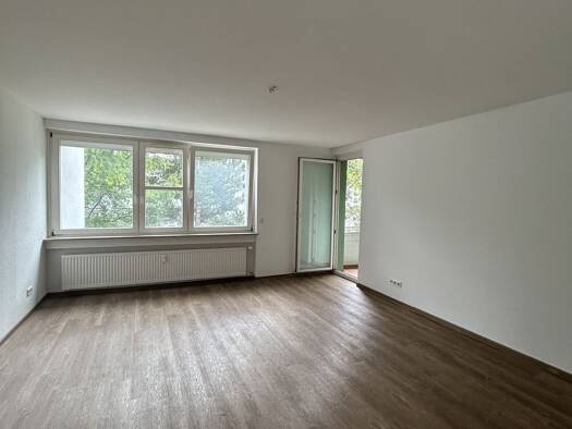 Wohnung zur Miete 740 € 3 Zimmer 82,2 m² 3. Geschoss frei ab 16.07.2026 Trier-Süd Trier 54294