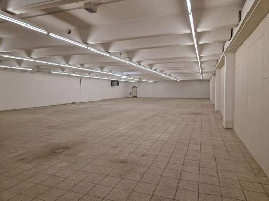 Lagerhalle zur Miete provisionsfrei 610 m² Lagerfläche Lange Straße 7 Rodenkirchen Stadland 26935