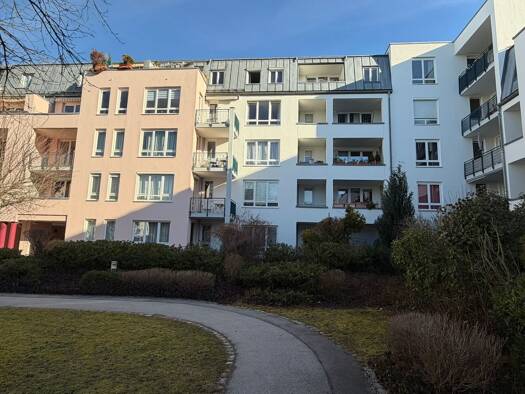 Wohnung zum Kauf 675.000 € 2,5 Zimmer 72 m² 4. Geschoss frei ab 01.05.2026 Taimerhofstraße 22 Bogenhausen München 81927