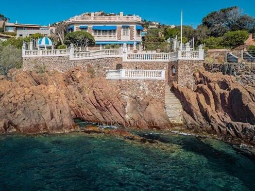 Haus zum Kauf 3.980.000 € 262 m² 730 m² Grundstück Le Dramont-Agay-Anthéor-Le Trayas Saint-Raphaël 83530
