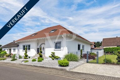 Einfamilienhaus zum Kauf 9 Zimmer 300 m² 820 m² Grundstück Hüttersdorf Schmelz / Hüttersdorf 66839