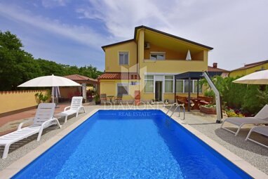 Haus zum Kauf 700.000 € 15 Zimmer 280 m² 514 m² Grundstück Porec center 52440