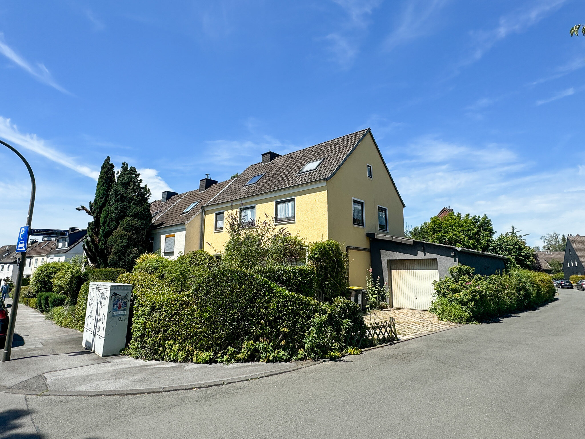 Einfamilienhaus zum Kauf 370.000 € 7 Zimmer 160 m²<br/>Wohnfläche 448 m²<br/>Grundstück Marsbruchstraße Dortmund 44287