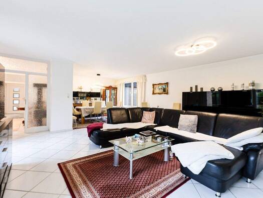 Einfamilienhaus zum Kauf 665.000 € 7 Zimmer 243 m² 938 m² Grundstück Itzehoe 25524