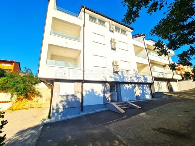 Wohnung zum Kauf 251.820 € 3 Zimmer 56 m² 1. Geschoss Crikvenica center