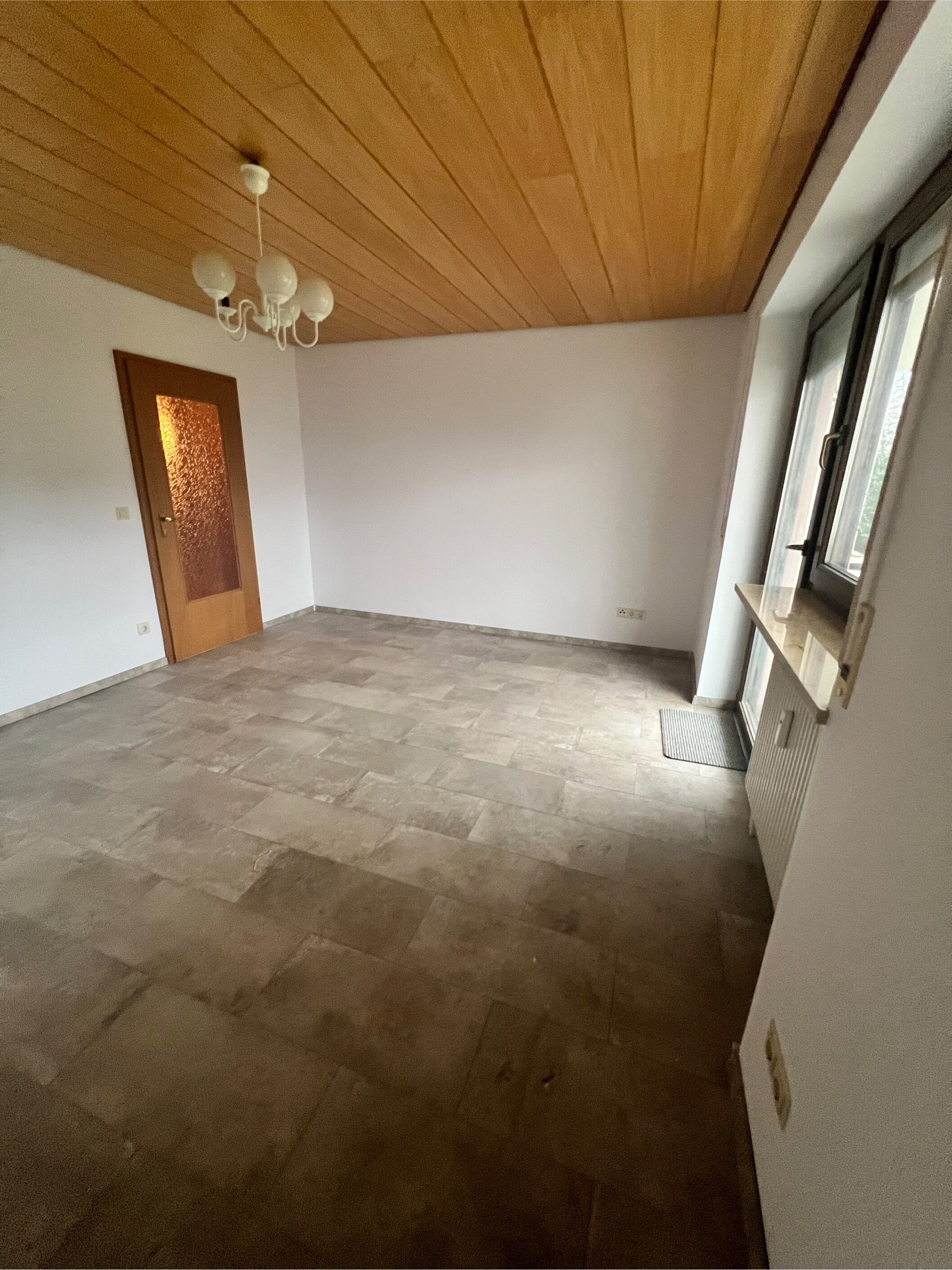 Terrassenwohnung zur Miete 495 € 2 Zimmer 76,3 m²<br/>Wohnfläche ab sofort<br/>Verfügbarkeit Am Steinbuck 9 Elbersroth Herrieden 91567