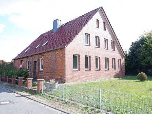 Haus zum Kauf als Kapitalanlage geeignet 398.000 € 11 Zimmer 300 m² 1.162 m² Grundstück Artlenburg 21380