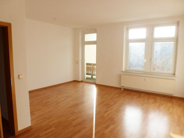 Wohnung zur Miete 595 € 4 Zimmer 109 m²<br/>Wohnfläche ab sofort<br/>Verfügbarkeit Döbeln Döbeln 04720