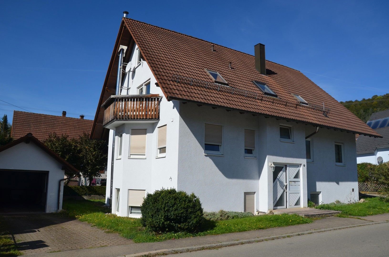 Mehrfamilienhaus zum Kauf provisionsfrei 525.000 € 11 Zimmer 257,5 m²<br/>Wohnfläche 481 m²<br/>Grundstück Burladingen Burladingen 72393